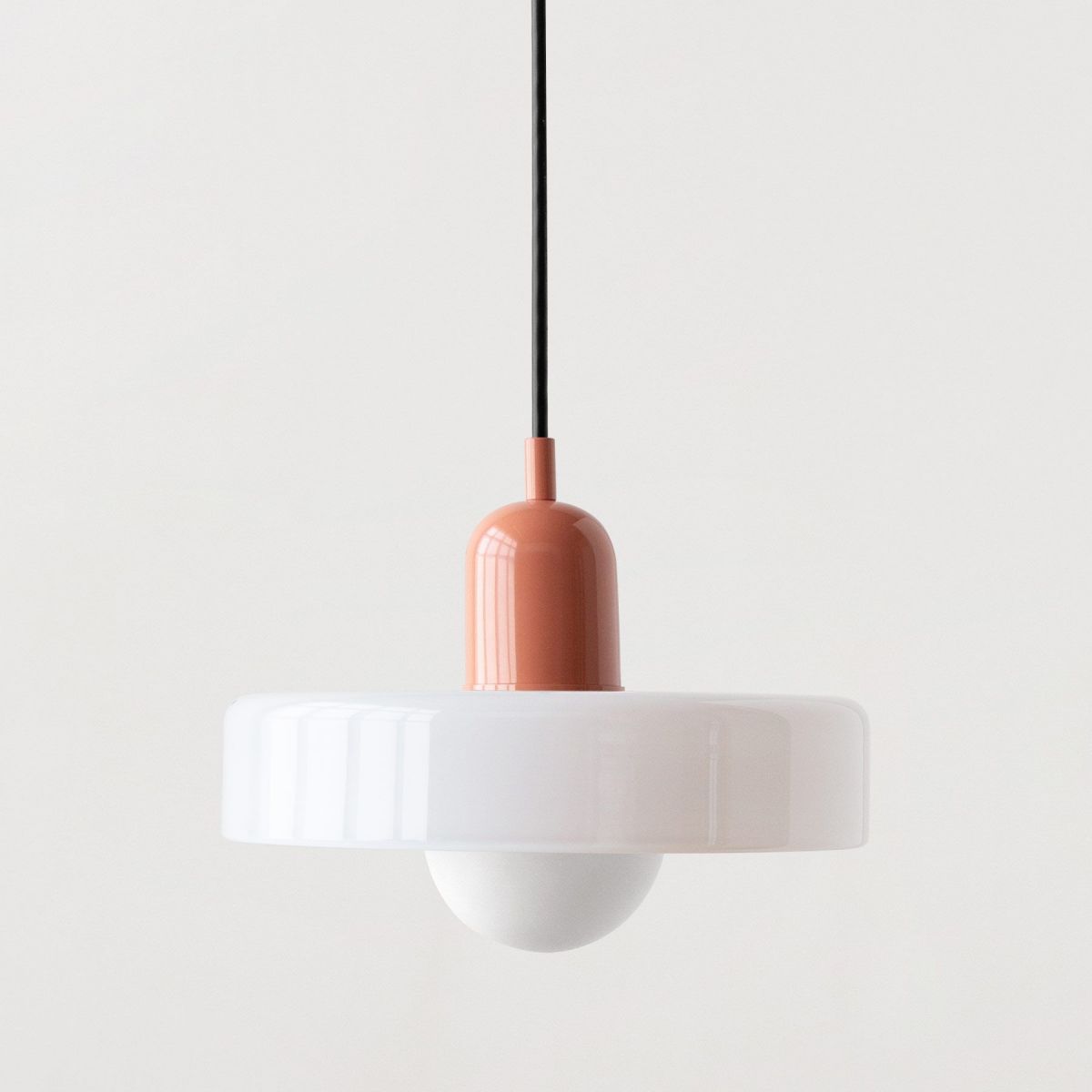 Glass Pendant Lighting: Customizable Hanging Length for Style