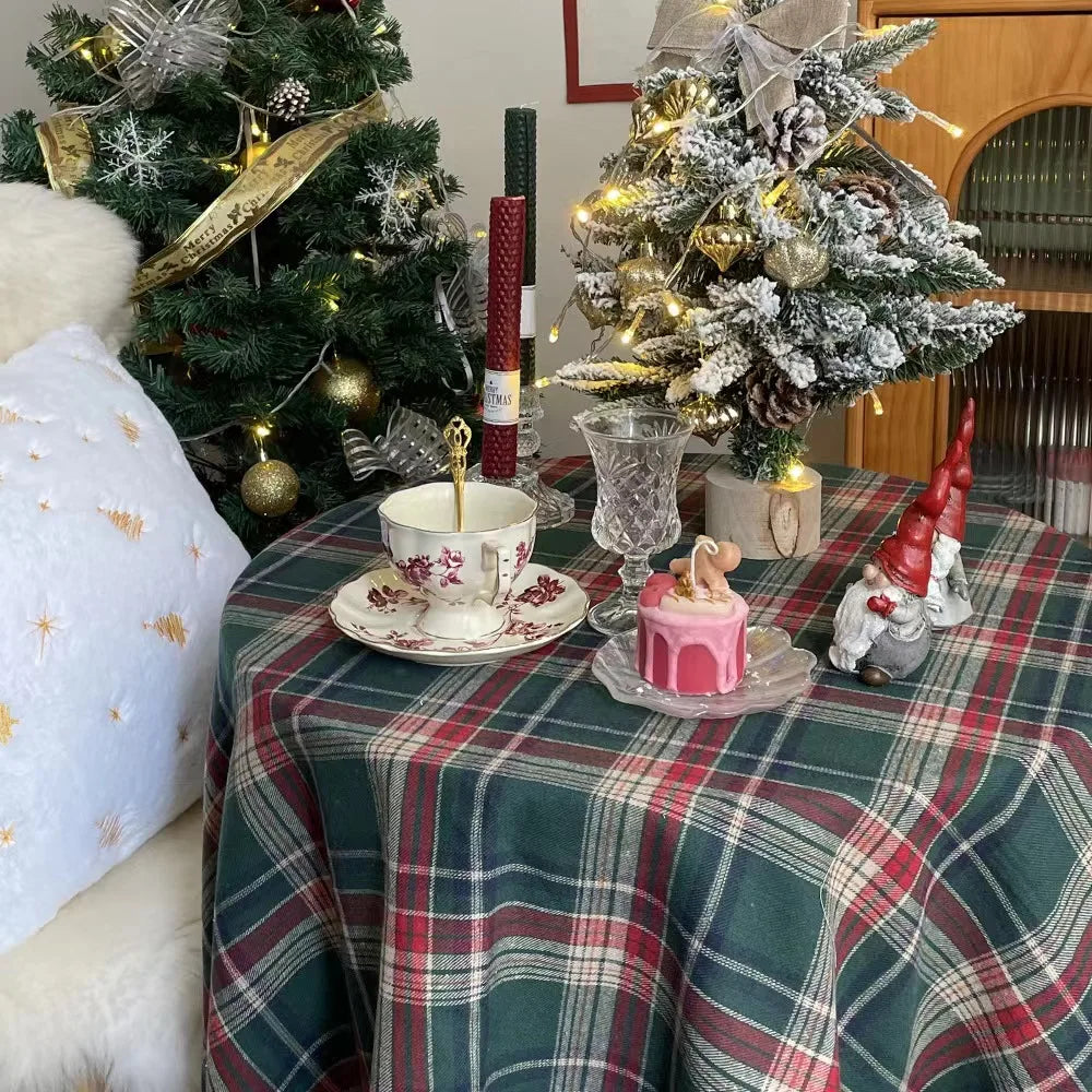 Green Christmas Tablecloth with Red/White/Green Plaid | Festive Elegan - sparkledecor.com