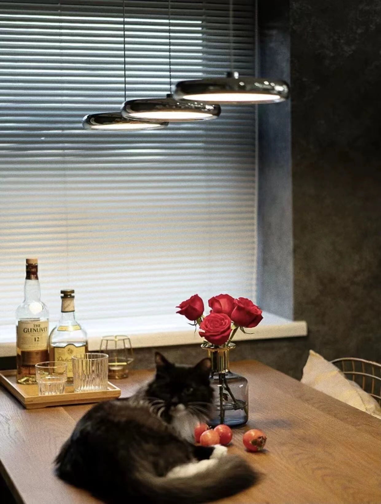Gold Pendant Light - Modern Dining Room Chandelier Illumination - sparkledecor.com