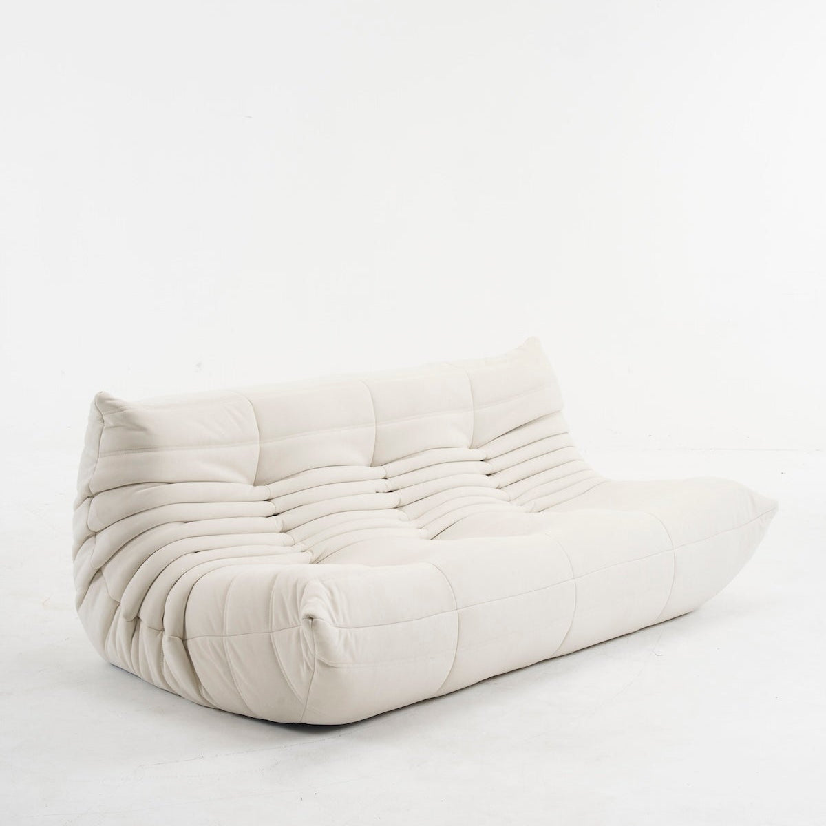 Togo Couch 3-Seater: Luxurious Suede for Comfort & Style