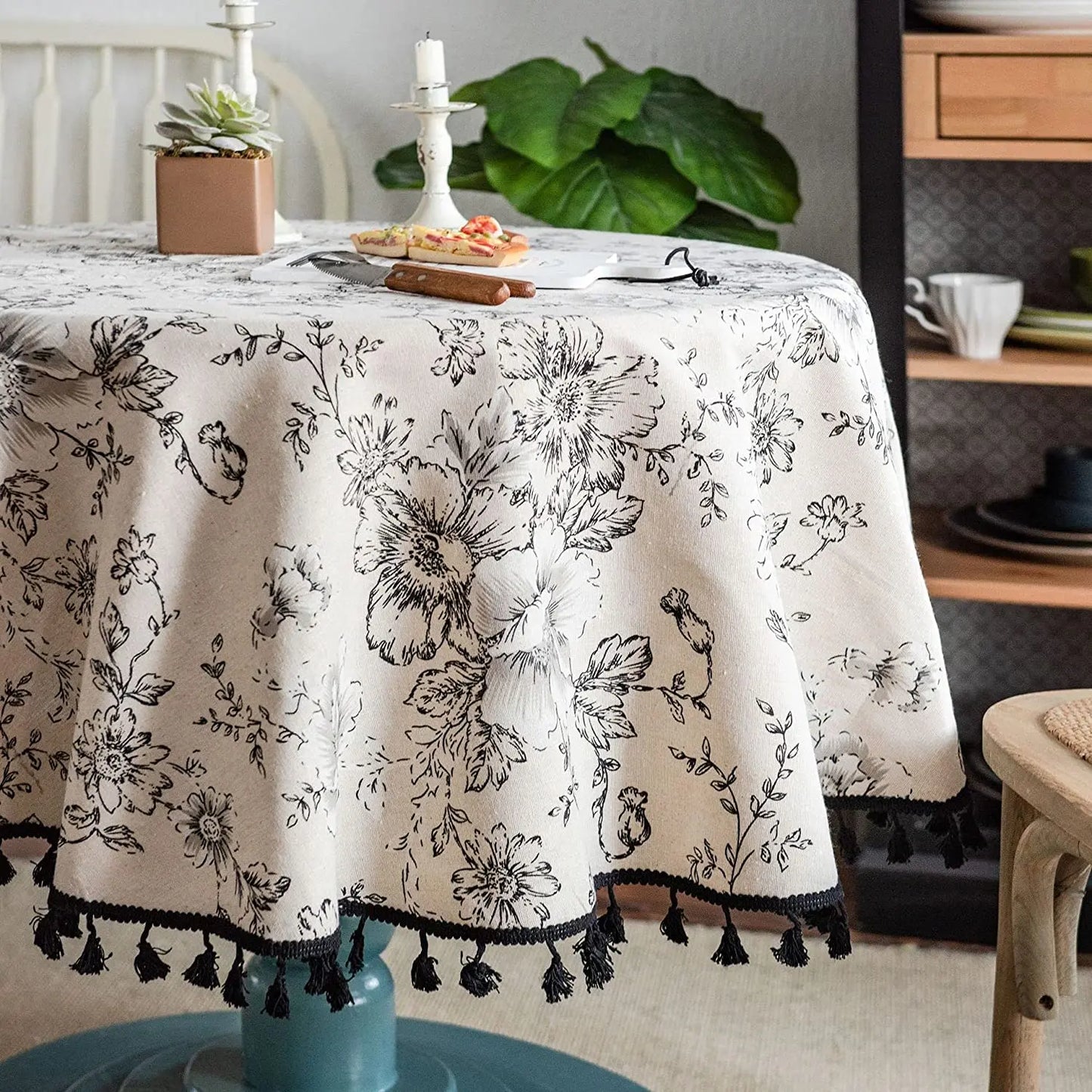 Round Tablecloth | Elevate Your Dining Experience - sparkledecor.com