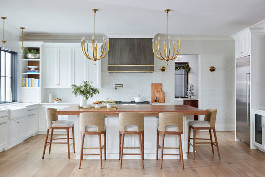 How to Choose the Best Light Fixtures for Your Kitchen Island