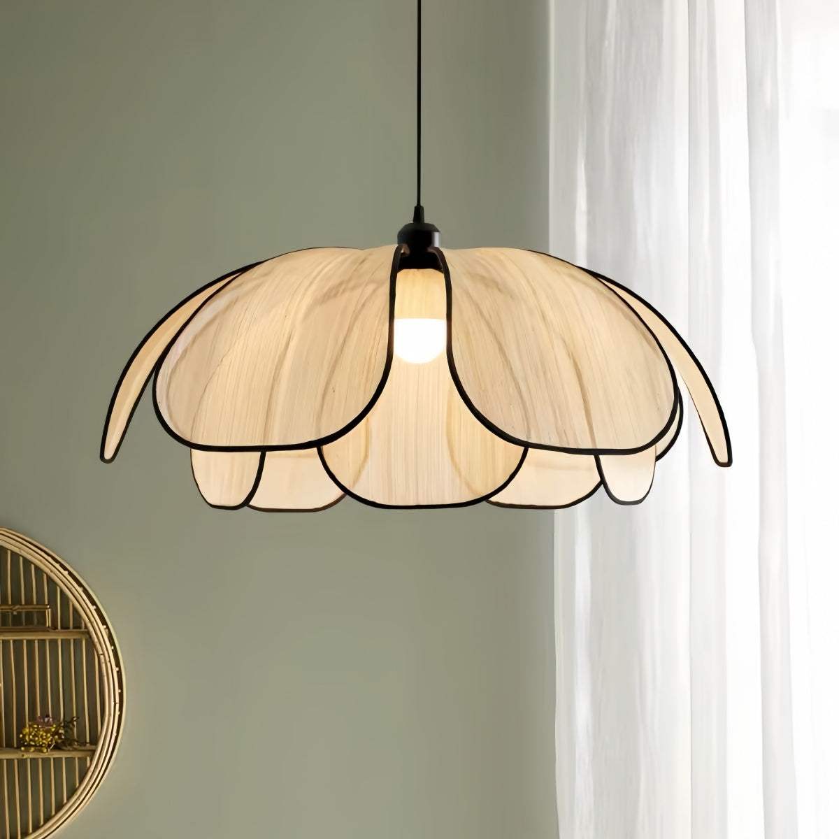 Cream-style pendant light with plant fiber shade and metal base, Nordic minimalist design for dining room
