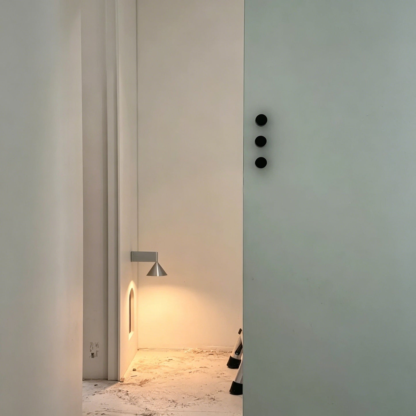 Italian minimalist modern wall sconce with conical aluminum shade and warm 3000K OSRAM LED light for hallway and bedroom